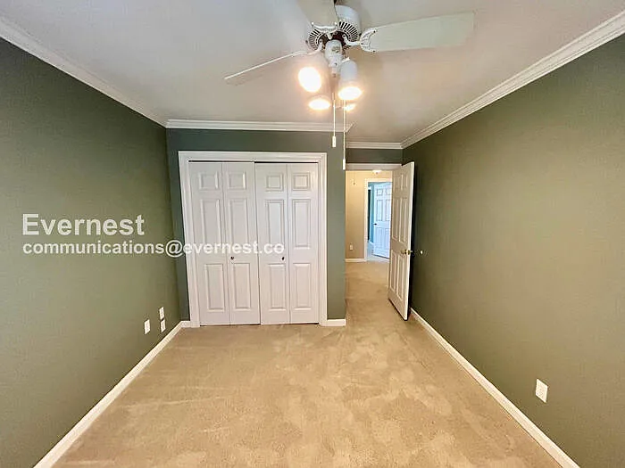 7500 Roswell Rd #52 — Photo 14