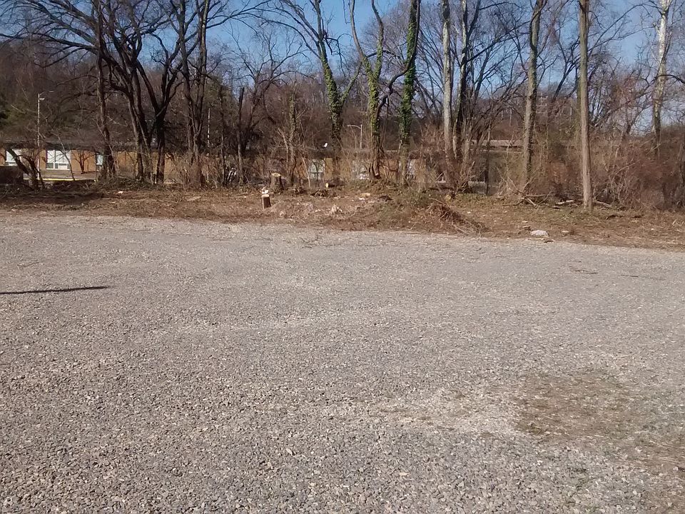 2nd image of 1911 Franklin Rd SW