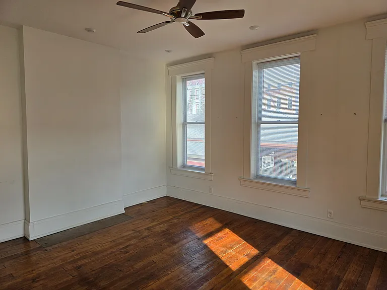 101 W Elder St #201 — Photo 7