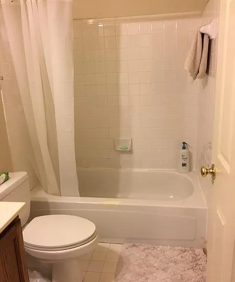 2nd bath room