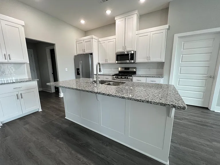 6051 W Mecklin St — Photo 21