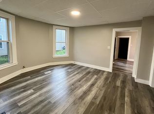 6 Grove St #1, Auburn, ME 04210