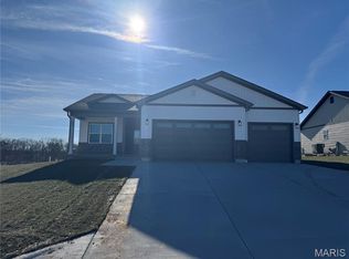 726 Deerfield Ln, Farmington, MO 63640