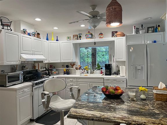 5th image of 14516 Kendale Lakes Blvd