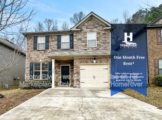 5689 Grande River Rd, College Park, GA 30349