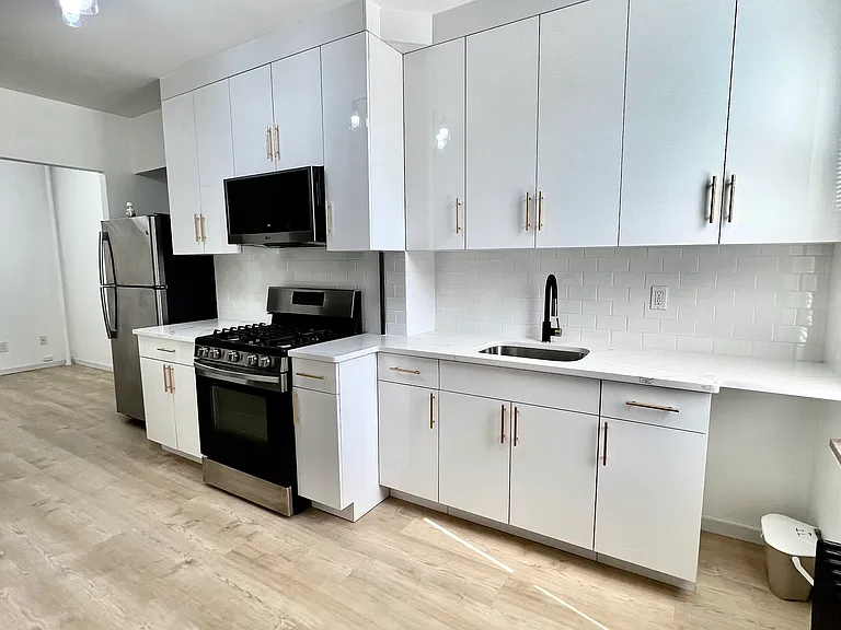 6052 54th Pl #B — Photo 6