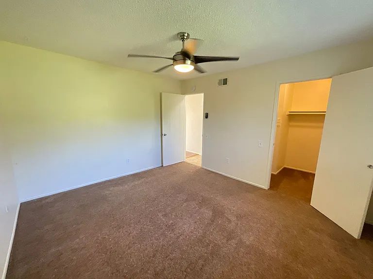 308 W Kelly Ave — Photo 11
