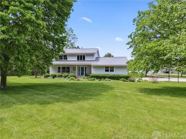 1125 Ankeney Rd, Xenia, OH 45385