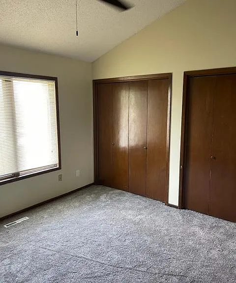 2619 Beverly Dr — Photo 9