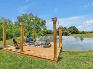 1395 Hicks Edgen Rd, Pleasant View, TN 37146