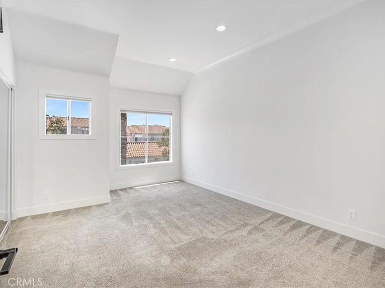 13 La Paloma — Photo 19