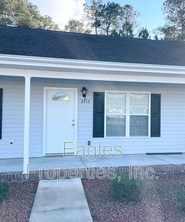 1st image of 2717 Hatteras Dr