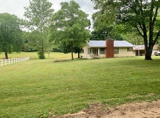 1417 Woodside Dr, Highlandville, MO 65721