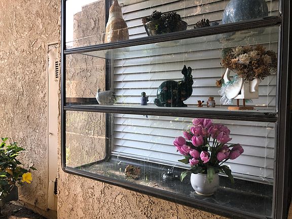 Bay window off the kitchen