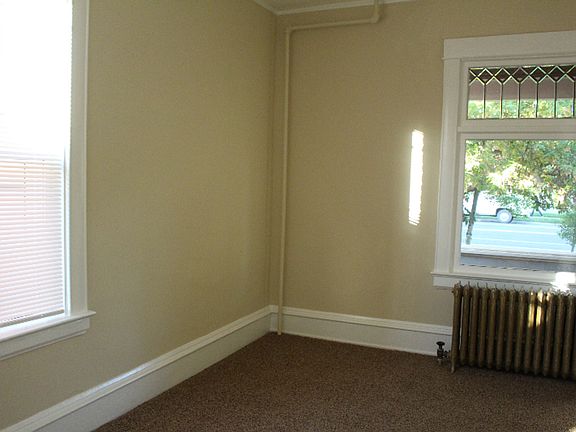 5th image of 710 N 30th St