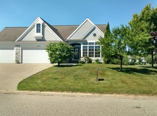 6765 Windflower Way, Norton Shores, MI 49444