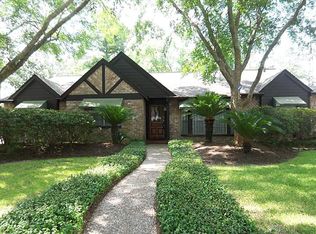 5715 Pinewilde Dr, Houston, TX 77066