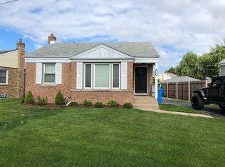 7244 N McVicker Ave, Chicago, IL