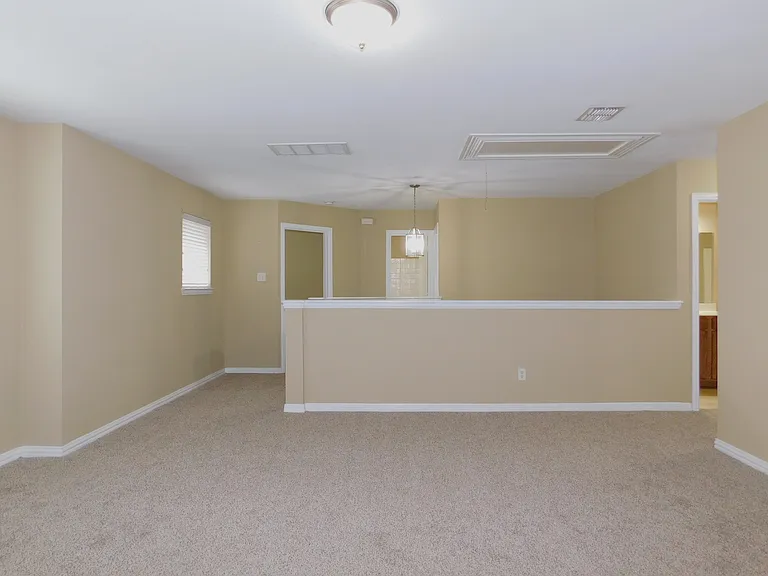 316 Hummingbird Dr — Photo 23