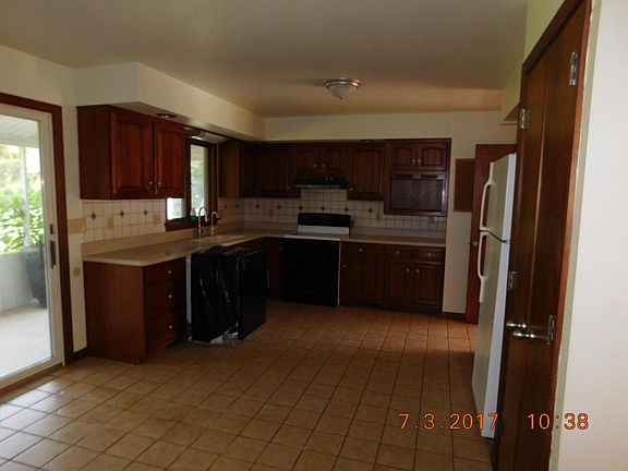 2nd image of 3535 W Oak St #L-0007