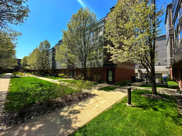 2321 S Wabash Ave APT 12, Chicago, IL 60616