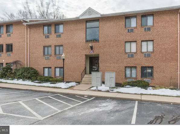 600 Campbell Cir #I-18, Downingtown, PA 19335