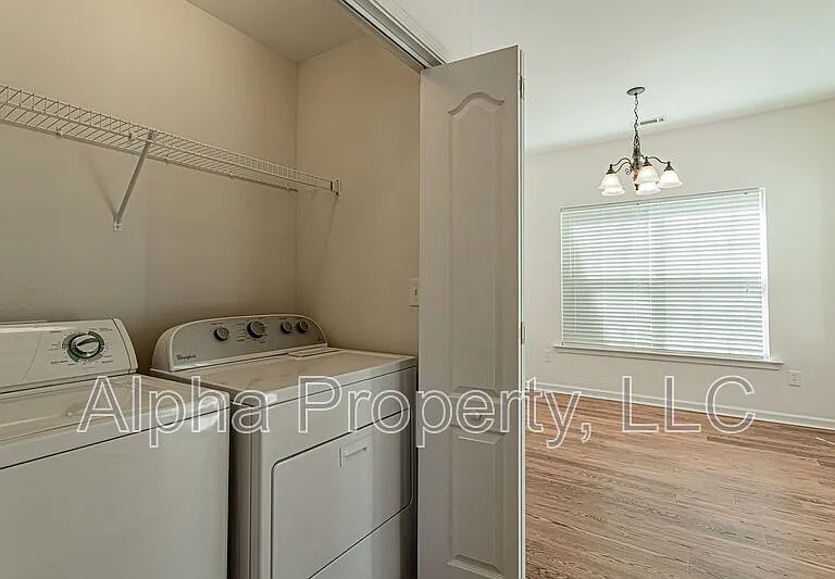 382 Juniper Bend Cir — Photo 7
