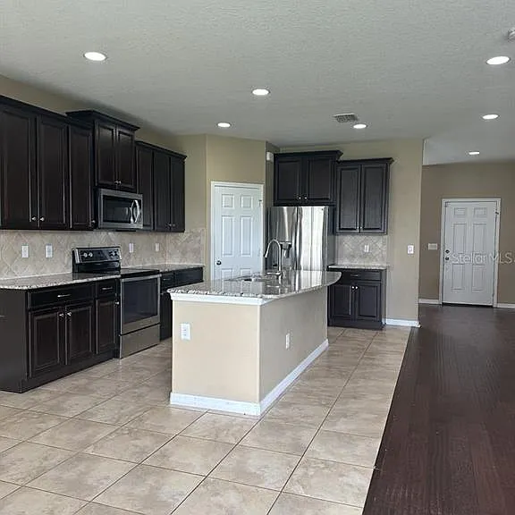 3034 Winglewood Cir — Photo 13
