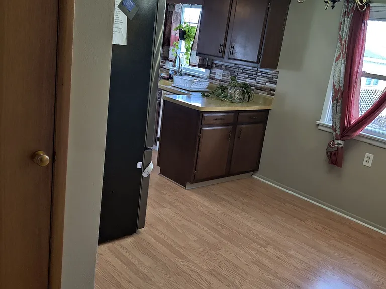5109 Meadow Ln — Photo 7
