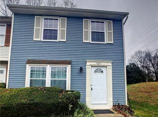 7625 Holly Grove Ct, Charlotte, NC 28227