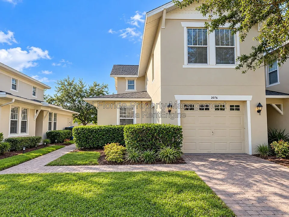 2076 Cypress Bay Blvd
