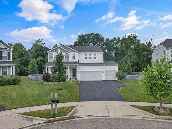 3rd image of 2267 Holiday Valley Dr