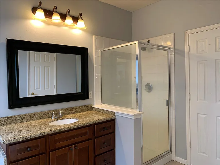 20703 Riviere Ln — Photo 22