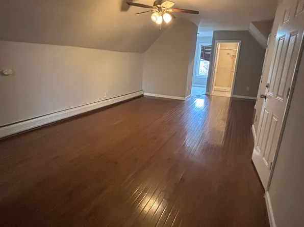 210 3rd St Floor 3, Newark, NJ 07107