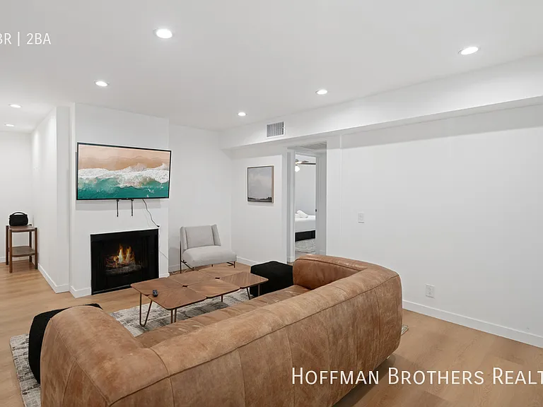 7441 Hazeltine Ave #104 — Photo 4