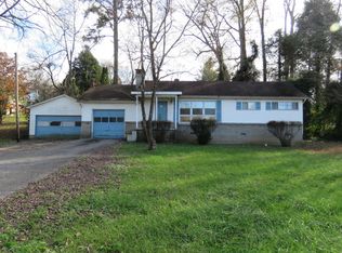 1204 Old Kentucky St N, Kingston, TN 37763