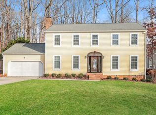 4702 Horseshoe Ln, Greensboro, NC 27410