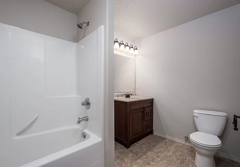 105 S Tweedt Pl — Photo 9