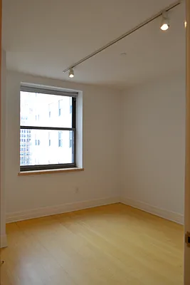 Rented by NY Casa Group | media 29