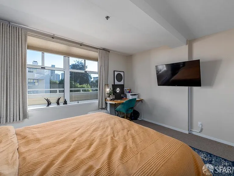 2075 Sutter St #525 — Photo 18