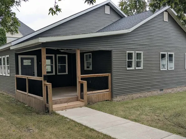 401 E Elm St, Moweaqua, IL 62550