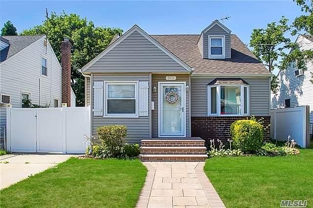 1st image of 249 Ivy St
