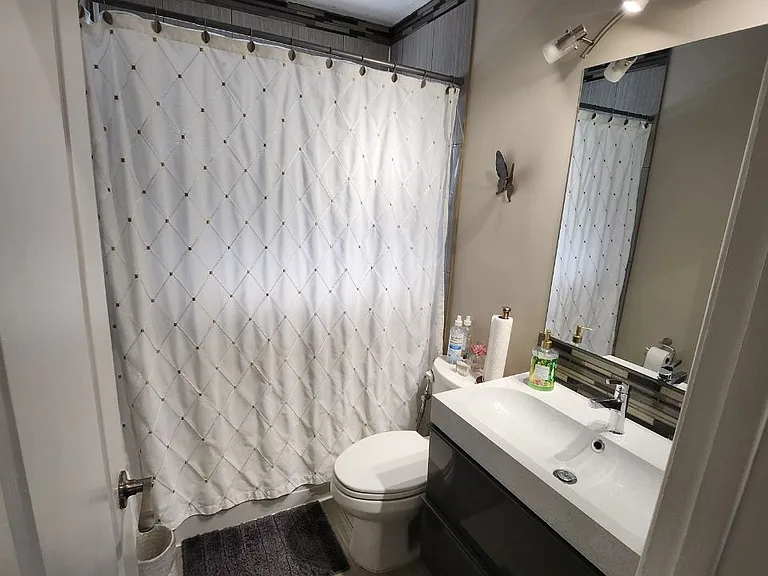 248 Blue Grass Blvd #MAIN FLR — Photo 7