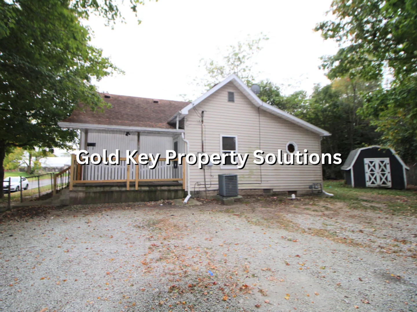 Spacious 3 Br 1 Ba House With Central Air (No Section 8) — Photo 4