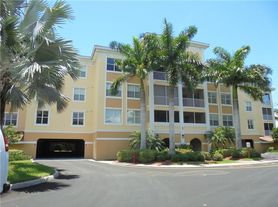 255 W End Dr, Punta Gorda, FL