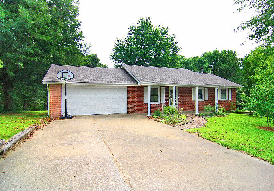 1st image of 515 Rolling Hills Dr