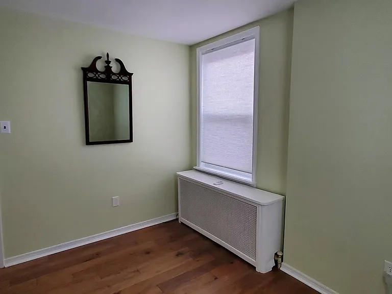 1033 Jackson St — Photo 45
