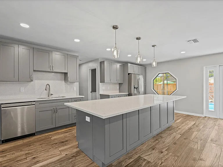 240 Eider Rd — Photo 10