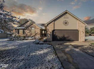 5195 Dillon Rd, Flushing, MI 48433