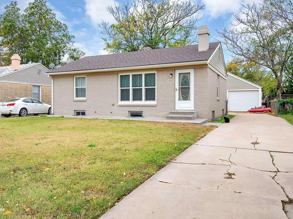 2519 N Garland Ave, Wichita, KS 67204